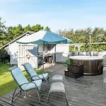 펜션 Hobbit Huset 링쾨빙