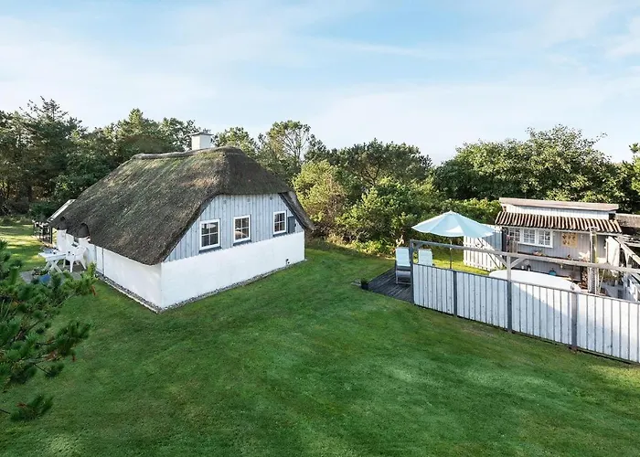 Casa de Férias Hobbit Huset Ringkøbing